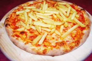 Pizza alle patate fritte