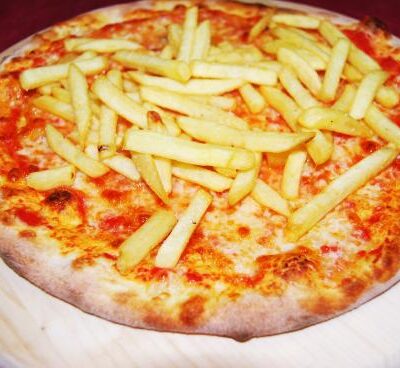 Pizza alle patate fritte