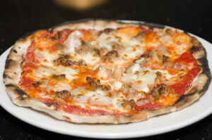 Pizza Salsiccia e Cipolla