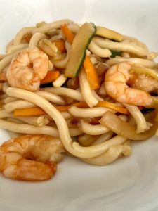 Udon con gamberi